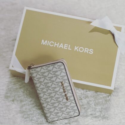 Michael Kors Small Logo Wallet- Color: Vanilla Soft Pink