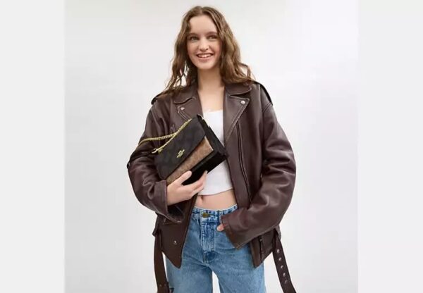 Coach Klare Crossbody Bag In Blocked Signature Canvas-Color: Signature canvas/Gold/Walnut/Tan - Image 3