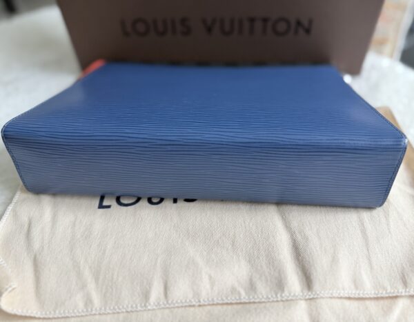 Louis Vuitton Tricolor Graphite Pochette Voyage MM Clutch - Image 3